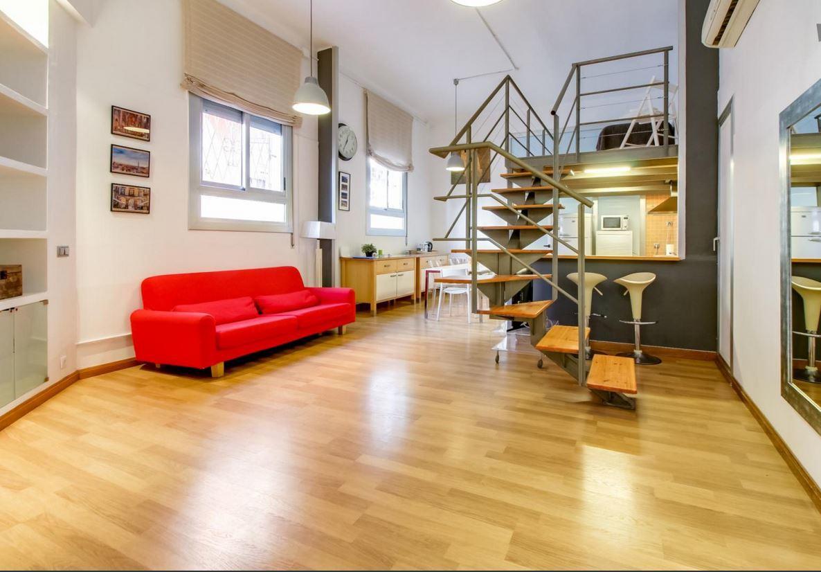 Camp Nou Apartment لوسبيتاليت دي يوبريغات المظهر الخارجي الصورة