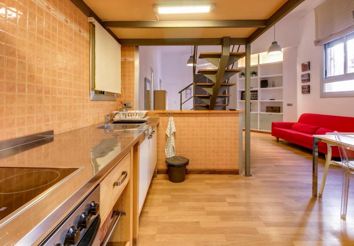 Camp Nou Apartment لوسبيتاليت دي يوبريغات المظهر الخارجي الصورة