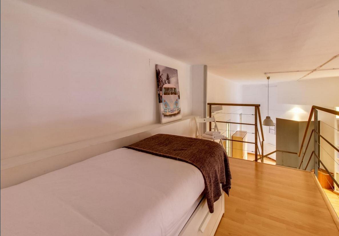 Camp Nou Apartment لوسبيتاليت دي يوبريغات المظهر الخارجي الصورة